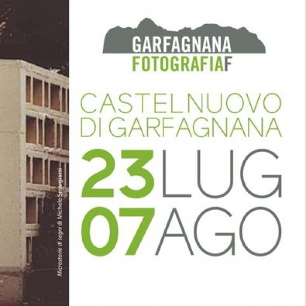 Garfagnana FotograFiaf 2022. Un festival nazionale di fotografia, realizzato a Castelnuovo di Garfagnana dal Circolo Fotocine Garfagnana. Dal 23 luglio al 7 agosto mostre, incontri con autori, premiazioni, letture di portfolio, workshop, libri
