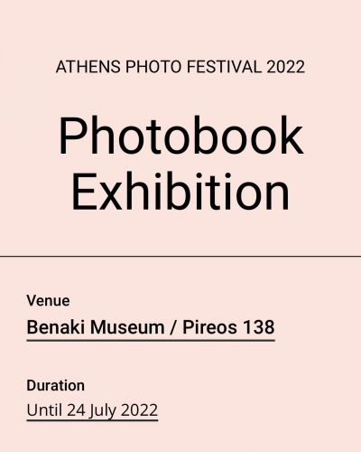 Athens Photo Festival. Dall&#039;8 giugno al 24 luglio il 35° anniversario del festival di fotografia e cultura visiva che si svolge al Museo Benaki e in altre località della città. Tra gli editori, Postcart e Dito Publishing